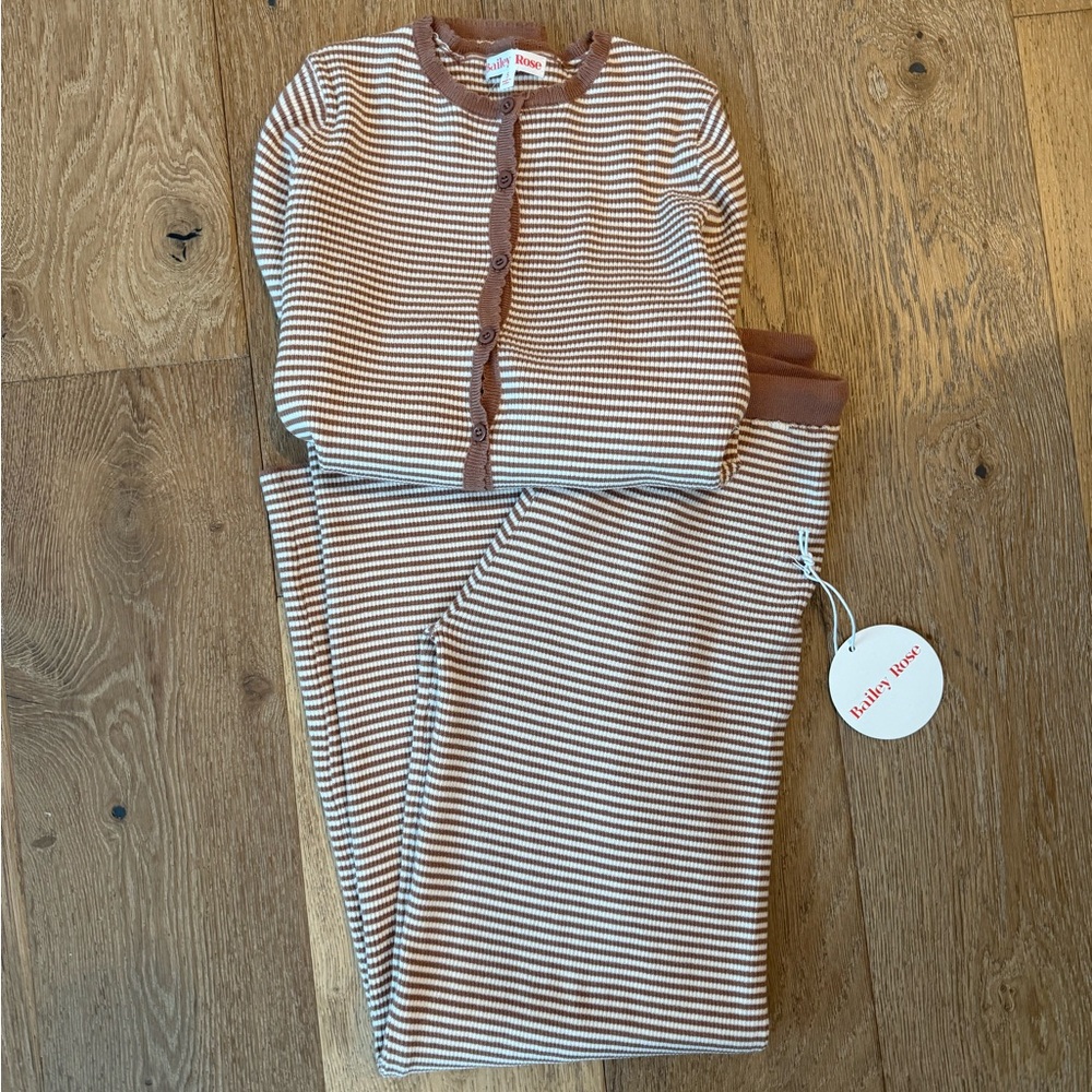 Bailey Rose by Hazel & Olive Mocha and Cream Striped cozy knit Set women’s small